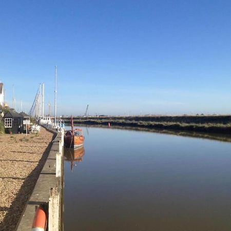 Stunning 1 Bedroom Apartment Over Looking River Rye Esterno foto