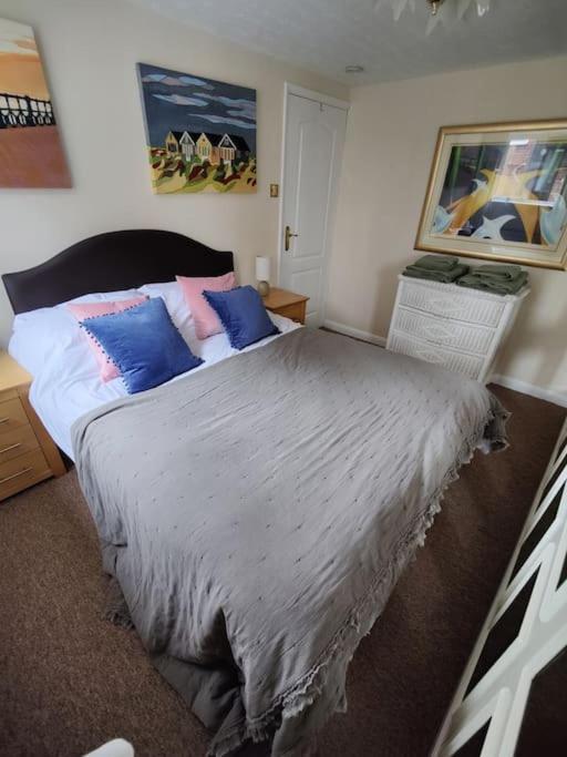 Stunning 1 Bedroom Apartment Over Looking River Rye Esterno foto